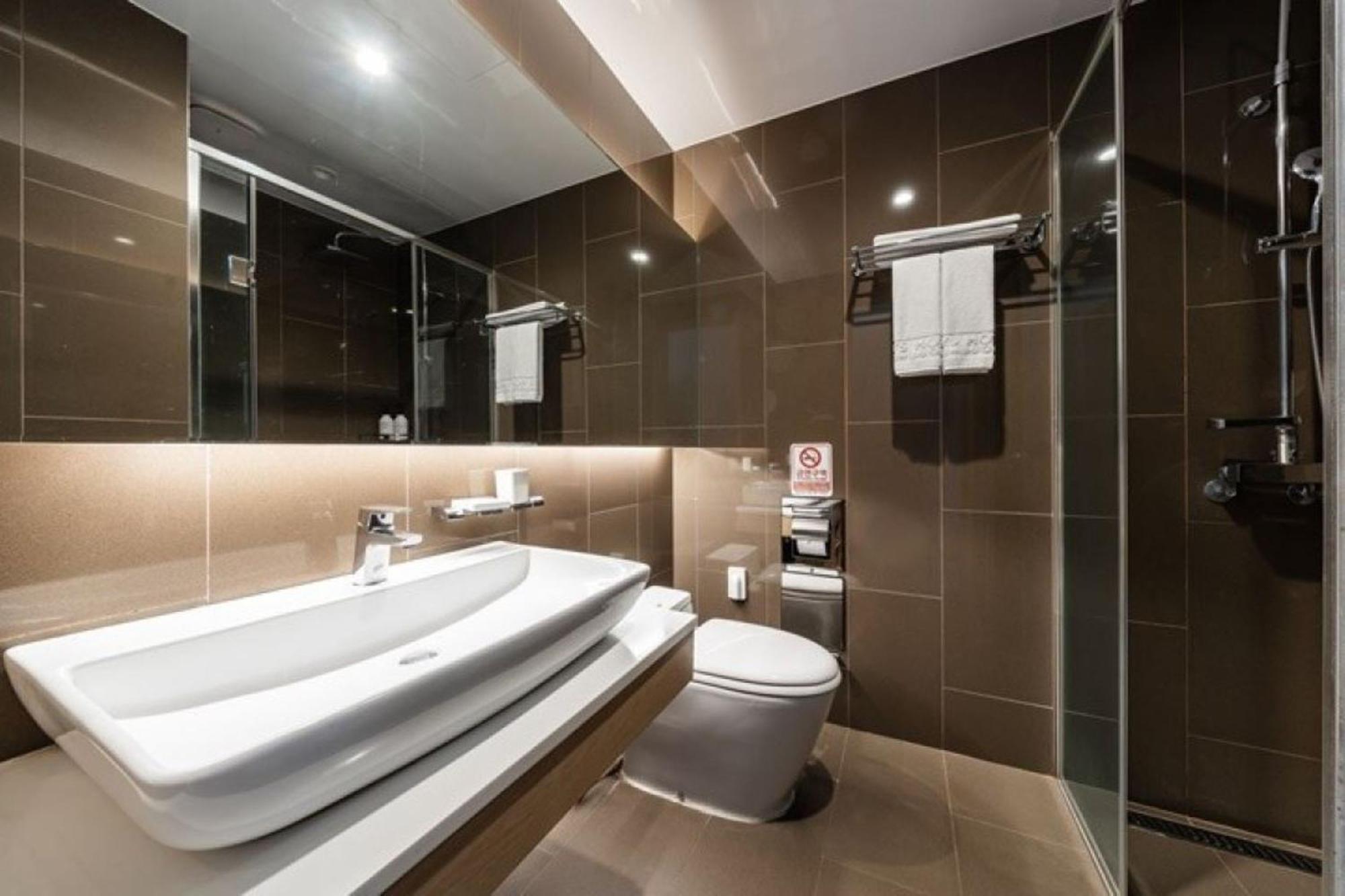 Golden Daisy Hotel Szogüpho Kültér fotó